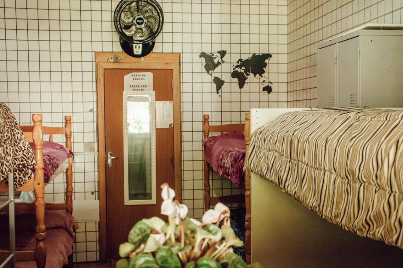 Hostel Barra Bar บัลเนอาริโอ กังโบริว ภายนอก รูปภาพ