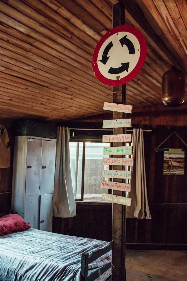 Hostel Barra Bar บัลเนอาริโอ กังโบริว ภายนอก รูปภาพ