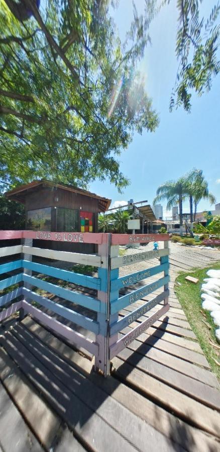 Hostel Barra Bar บัลเนอาริโอ กังโบริว ภายนอก รูปภาพ